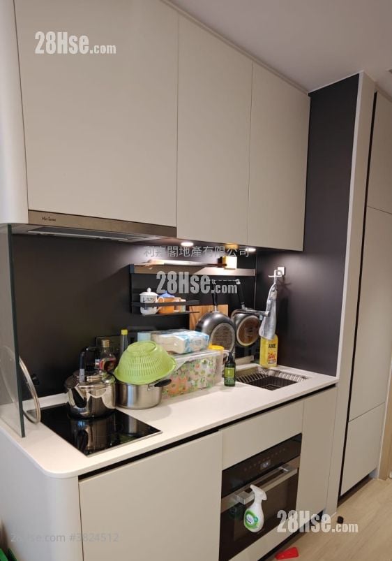 One Innovale 售盘 开放式间隔 , 1 浴室 221 平方尺