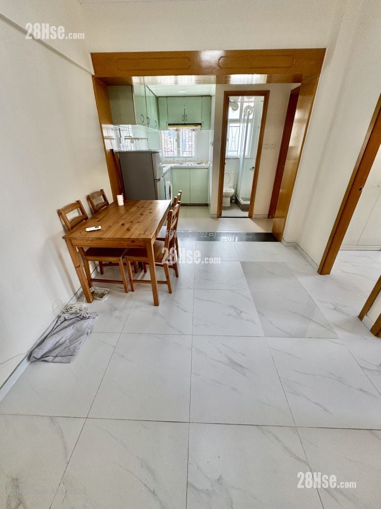 新都城大厦 租盘 3 房 , 1 浴室 420 平方尺