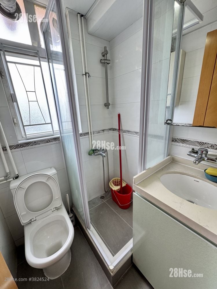 新都城大厦 租盘 3 房 , 1 浴室 420 平方尺