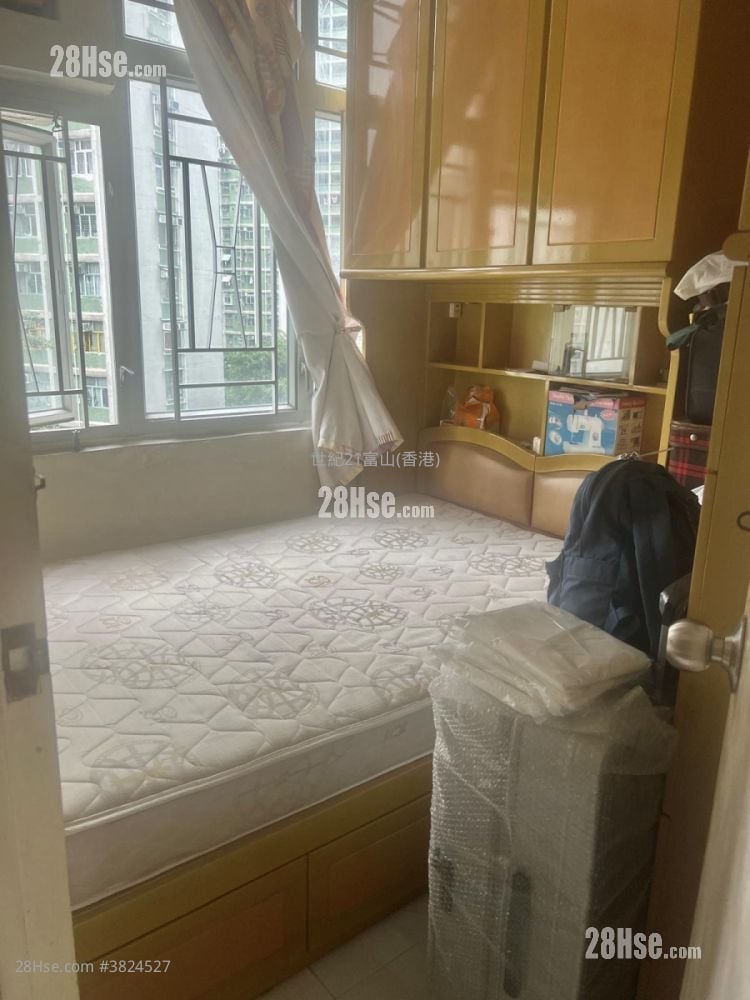 黄大仙下邨 售盘 2 房 , 1 浴室 385 平方尺
