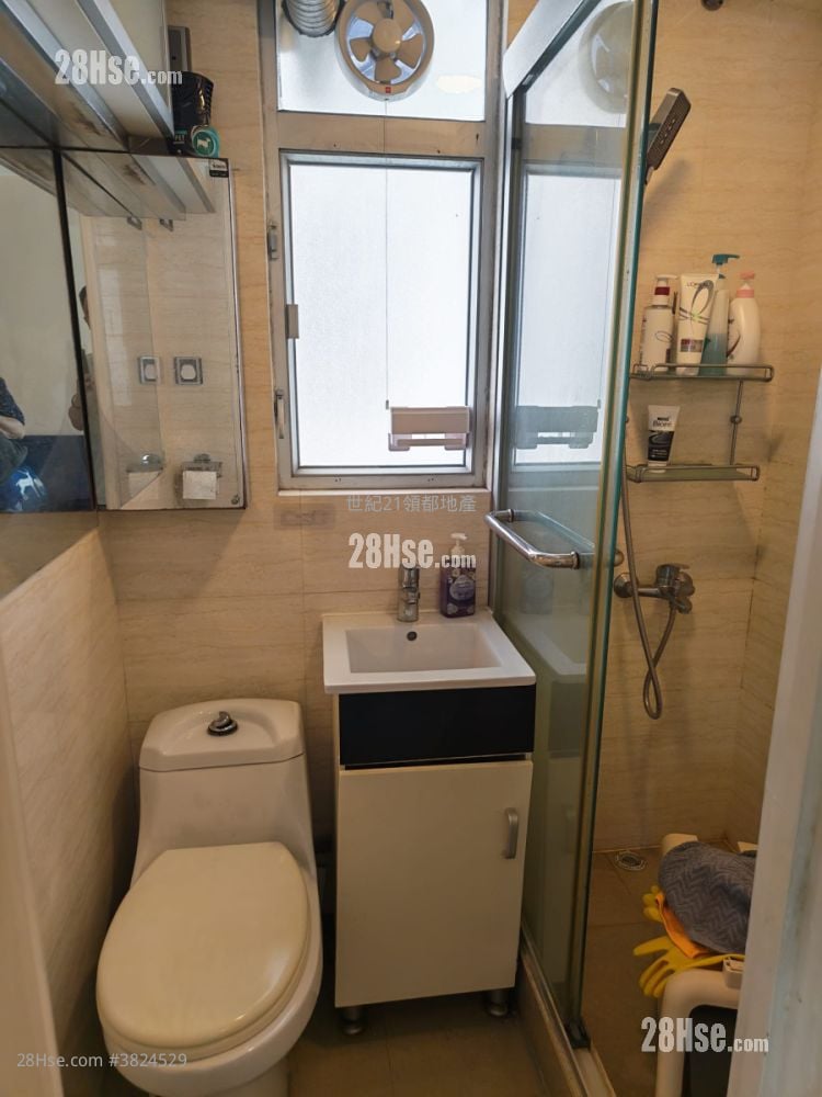 好順景大廈 租盤 2 房 , 1 浴室 309 平方呎