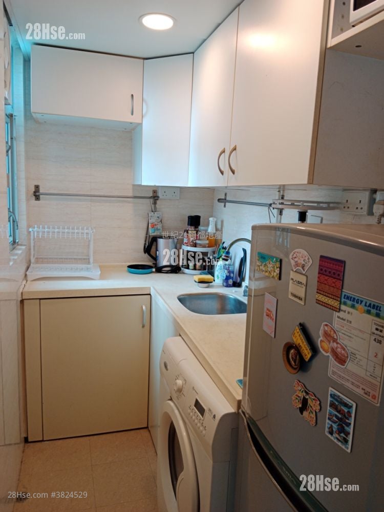 好順景大廈 租盤 2 房 , 1 浴室 309 平方呎