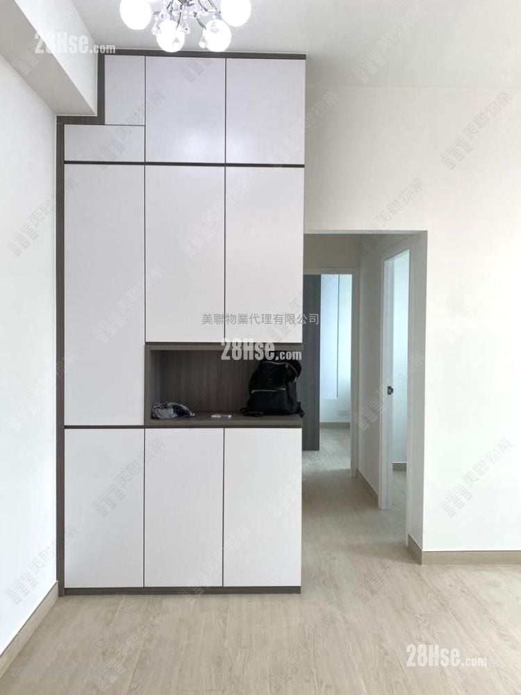 Indihome Sell 2 Bedrooms , 1 Bathroom 420 ft²