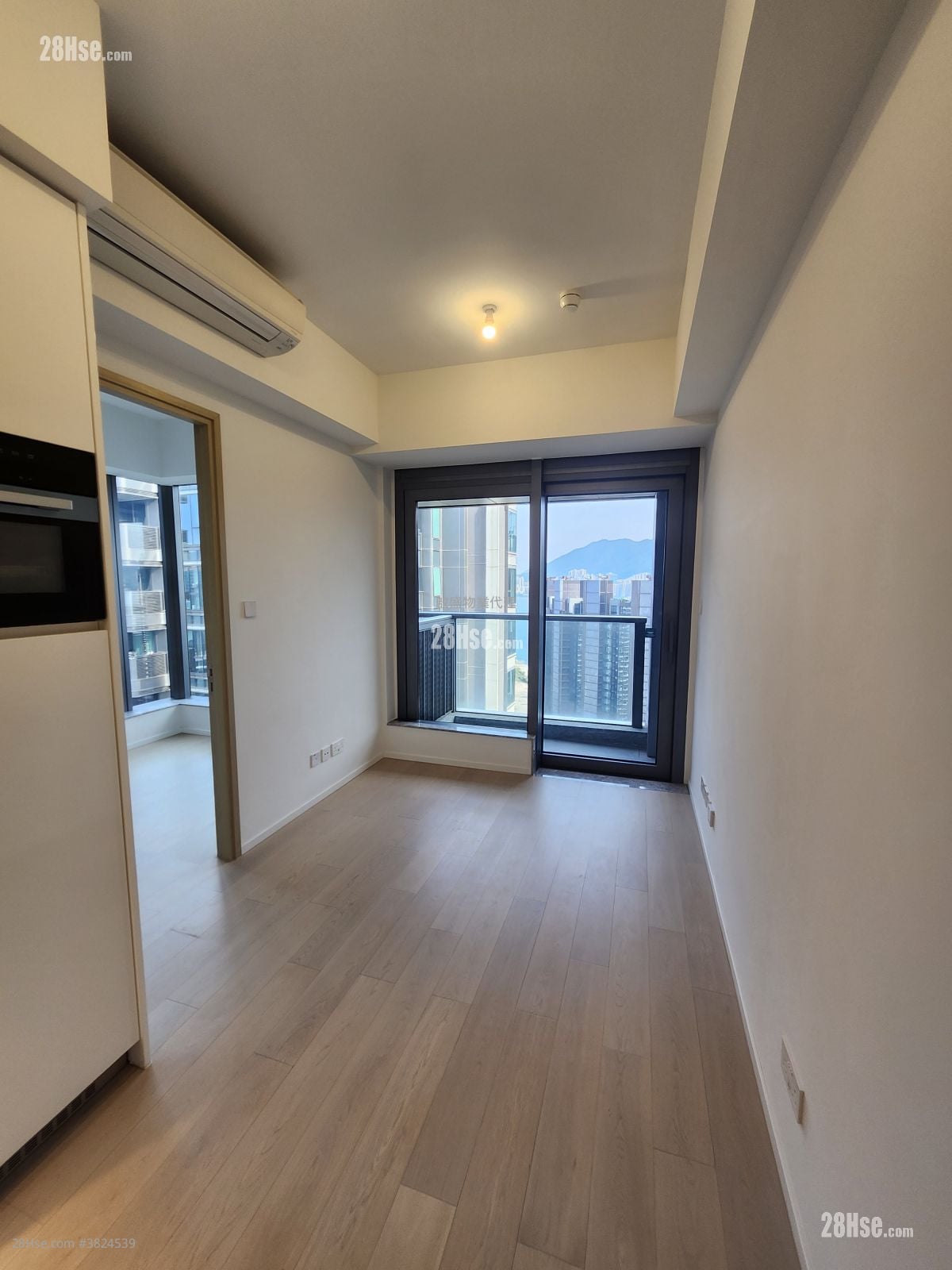 Double Coast 租盤 1 房 , 1 浴室 320 平方呎