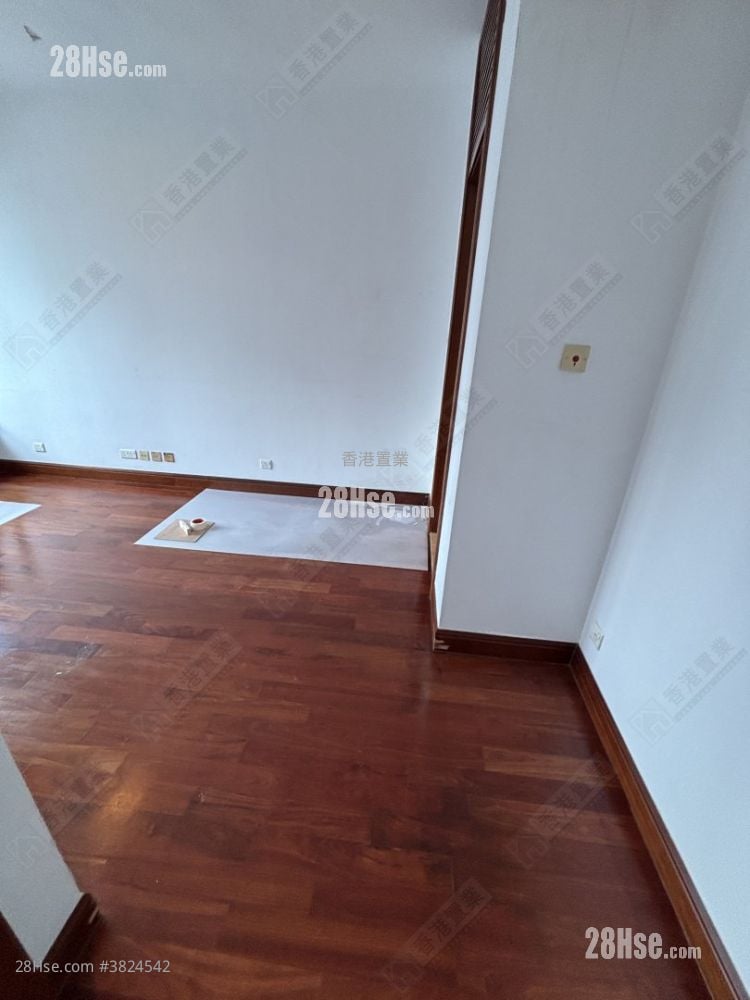 君臨天下 租盤 2 房 , 2 浴室 755 平方呎