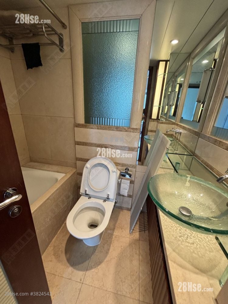 君臨天下 租盤 2 房 , 2 浴室 755 平方呎