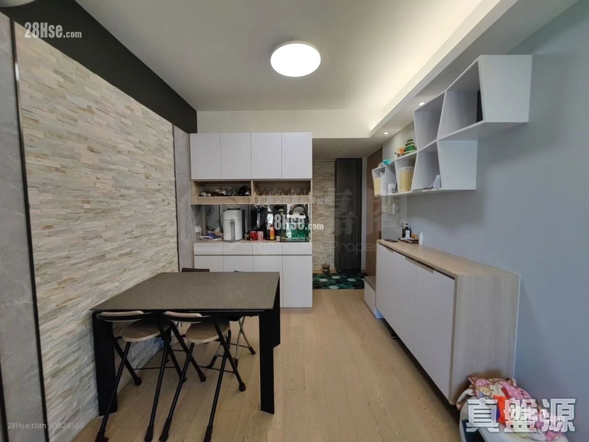 嘉熙 售盤 3 房 714 平方呎