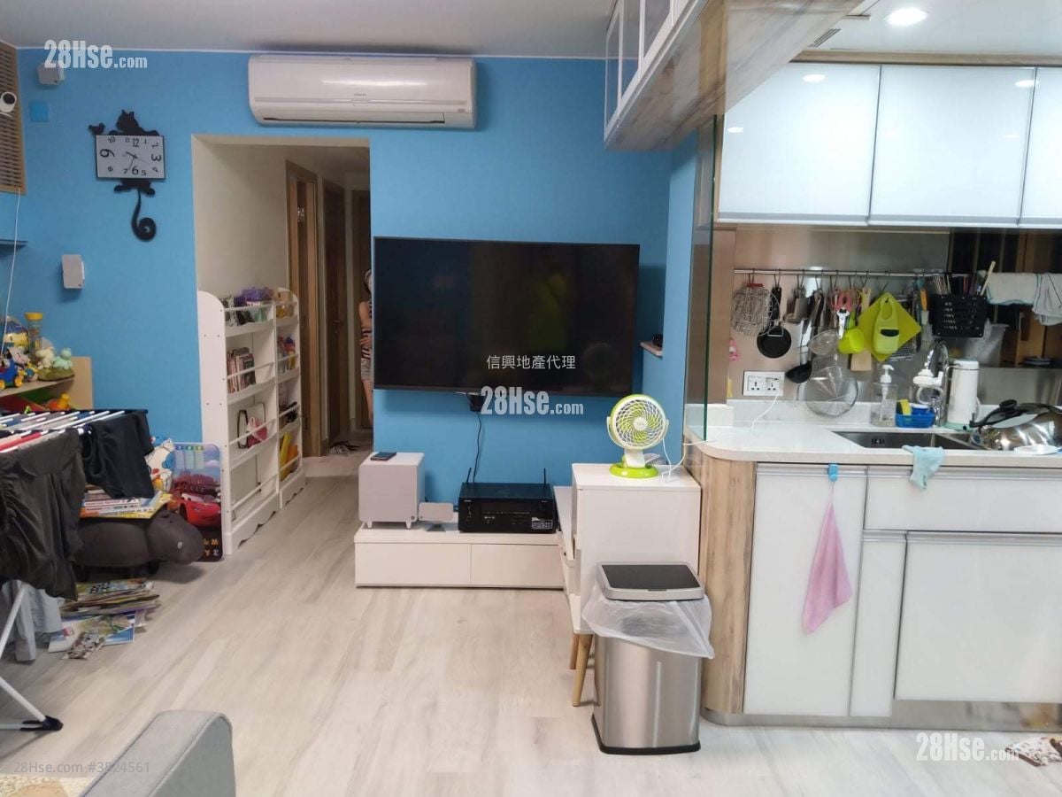 Harbour Place Sell 3 Bedrooms 590 ft²