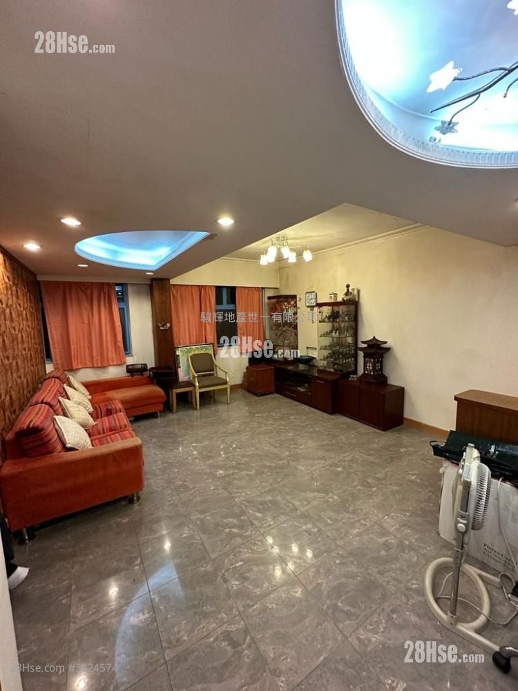 百安大厦 售盘 3 房 , 1 浴室 665 平方尺