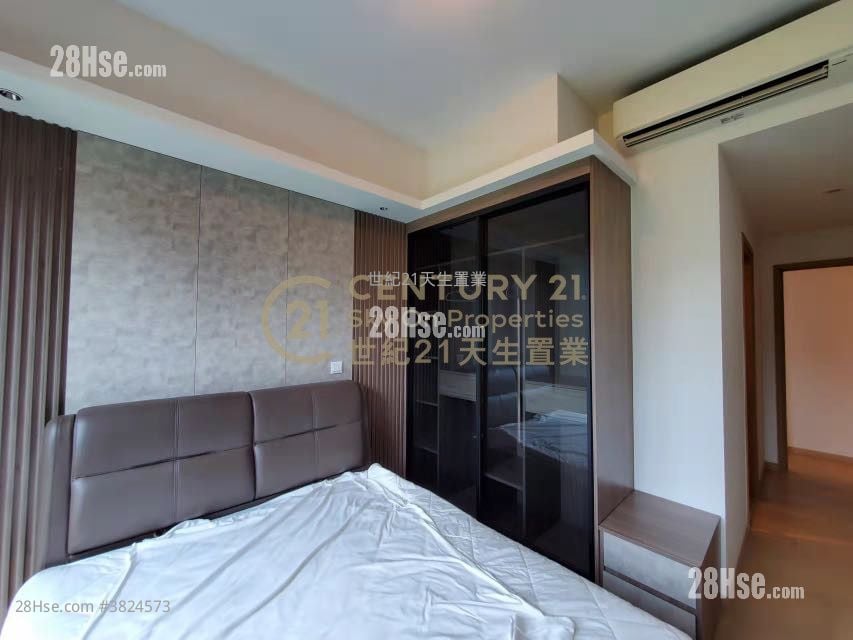 The Bloomsway Sell 4 Bedrooms , 2 Bathrooms 1,215 ft²