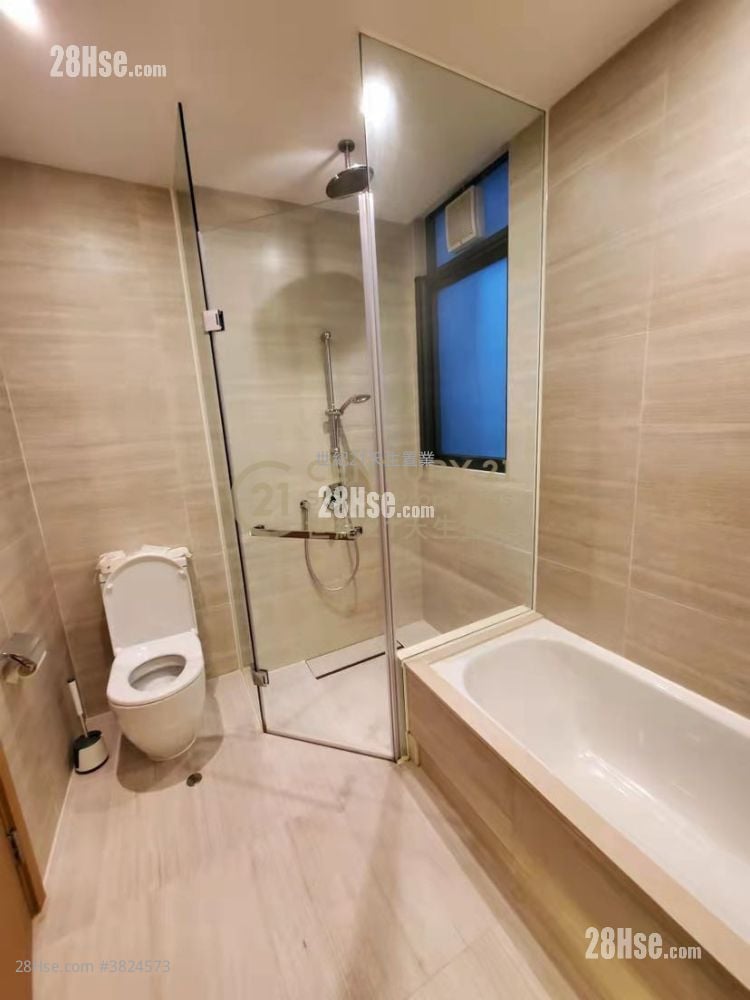 The Bloomsway Sell 4 Bedrooms , 2 Bathrooms 1,215 ft²