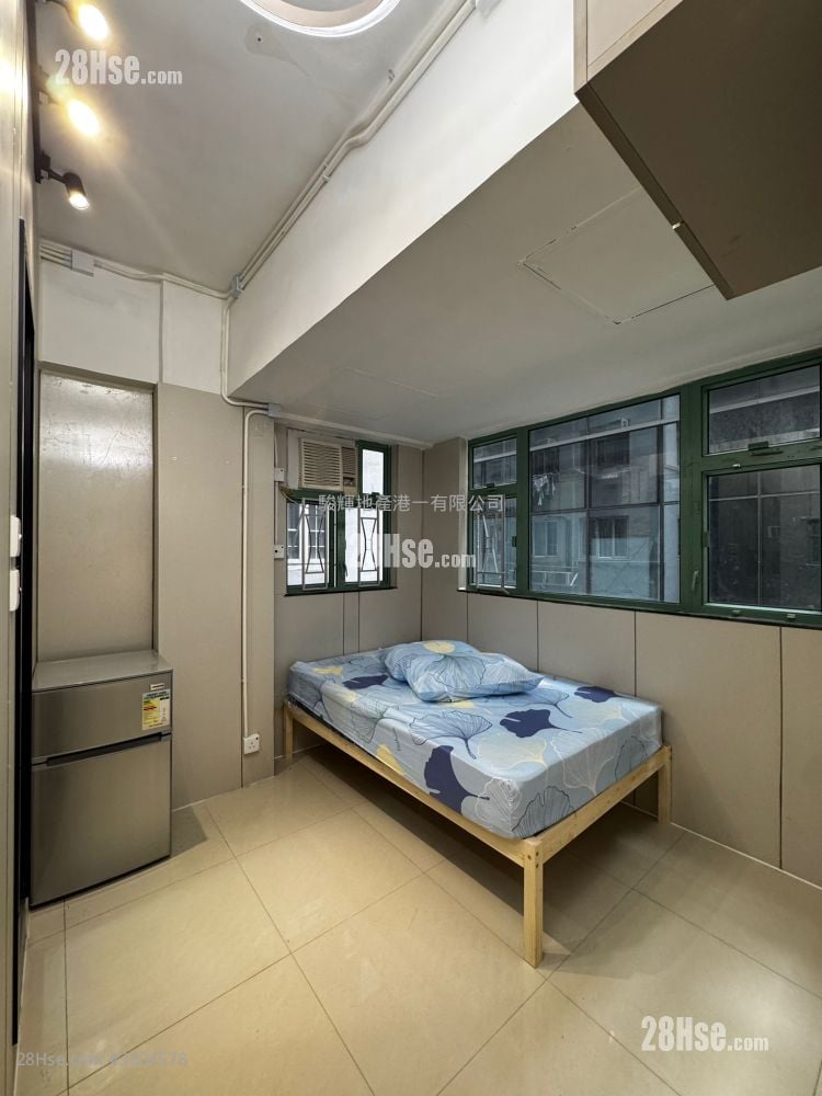 Golden Mansion Rental Studio , 1 Bathroom 180 ft²