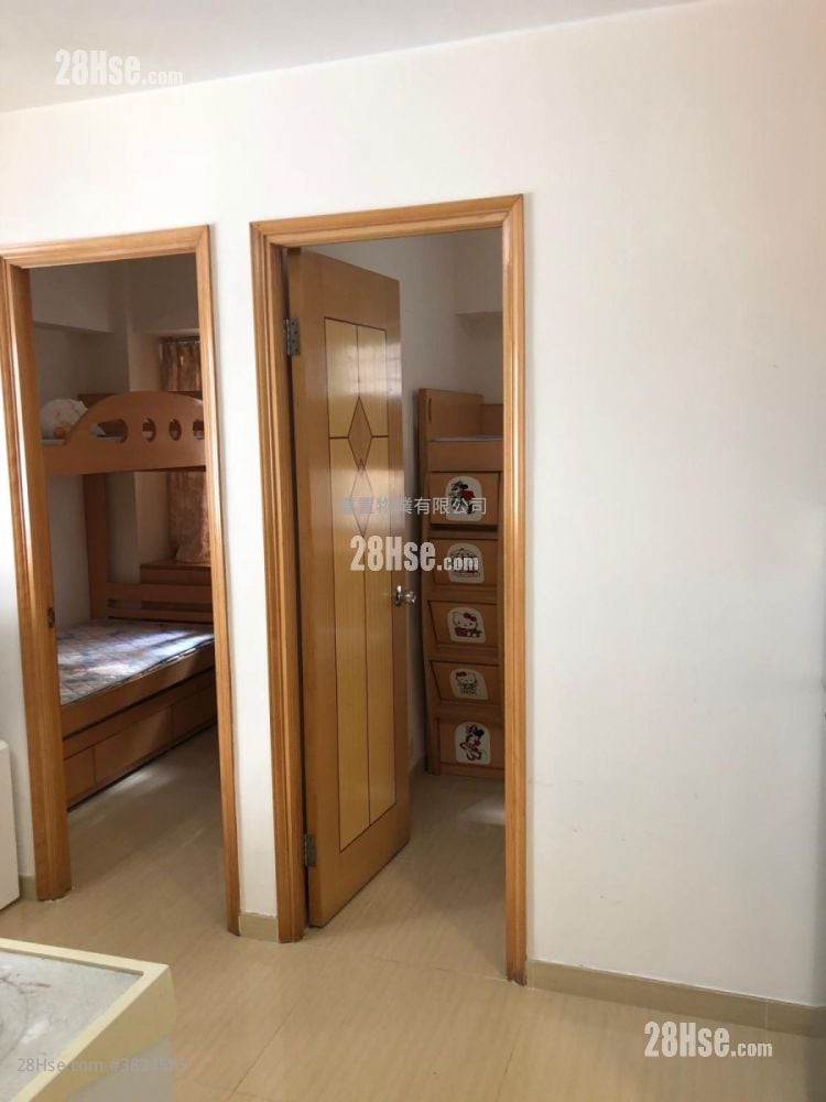 單幢樓房 售盤 2 房 , 1 浴室 309 平方呎