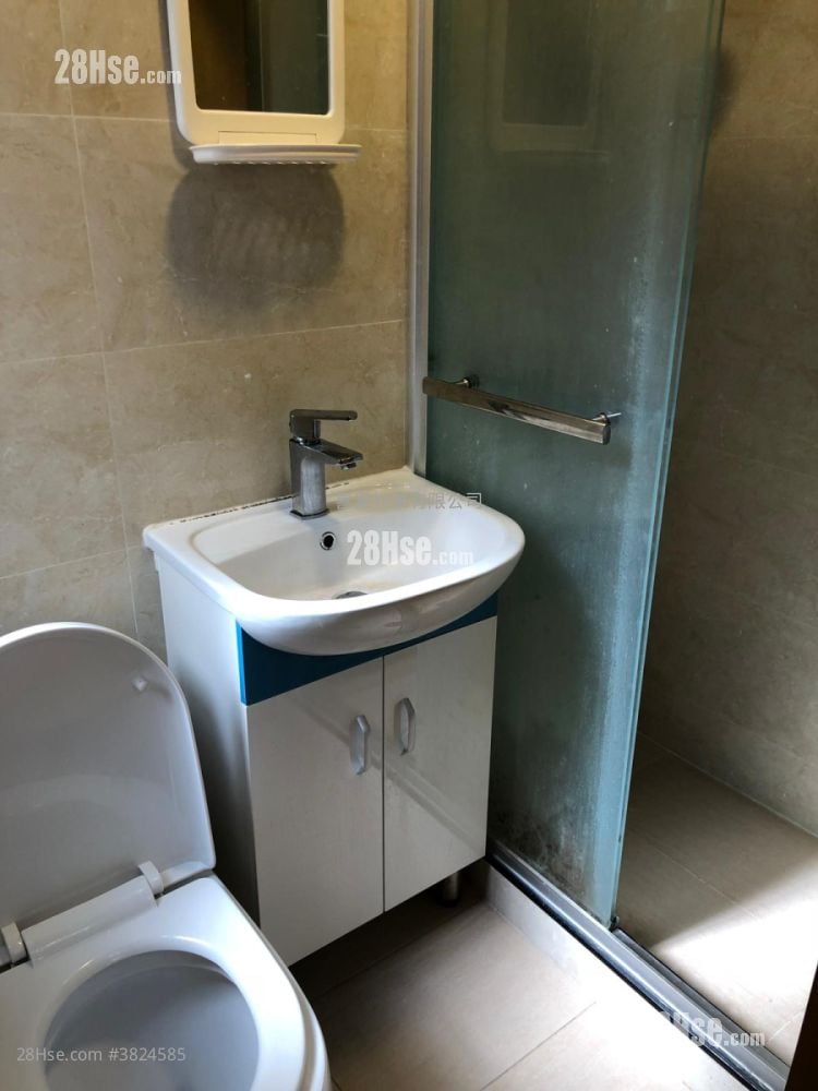 單幢樓房 售盤 2 房 , 1 浴室 309 平方呎