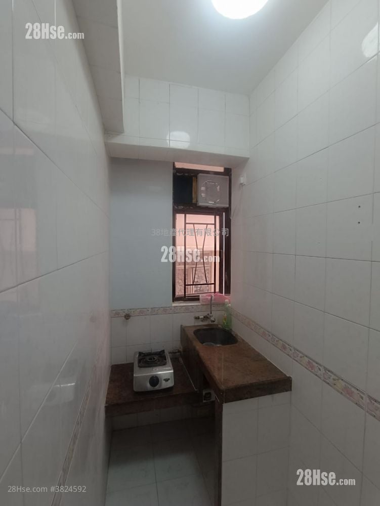 霭华大厦 售盘 2 房 , 1 浴室 321 平方尺