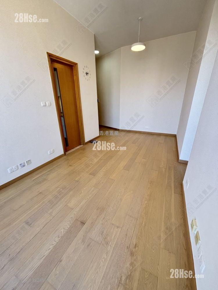 Grand Austin Rental 2 Bedrooms , 2 Bathrooms 540 ft²