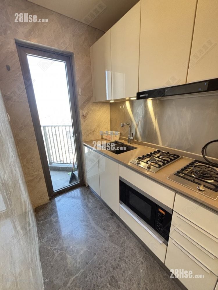 Grand Austin Rental 2 Bedrooms , 2 Bathrooms 540 ft²