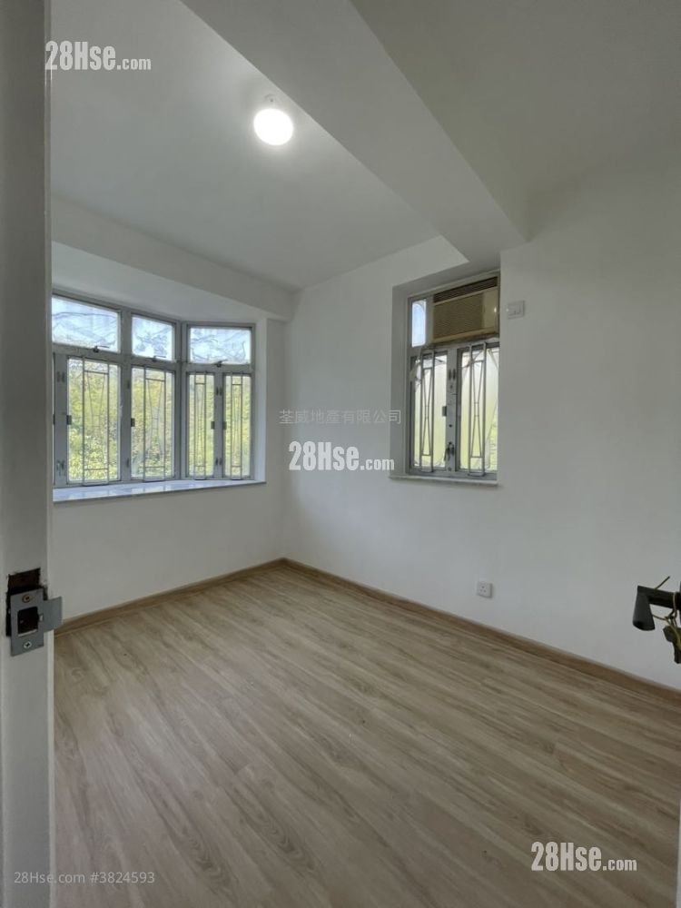 荃灣中心 售盤 374 平方呎