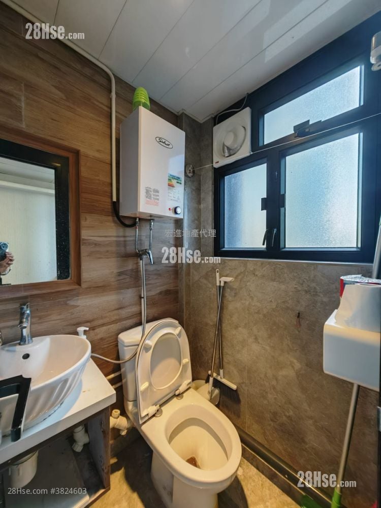 Lanton Industrial Building Rental 130 ft²