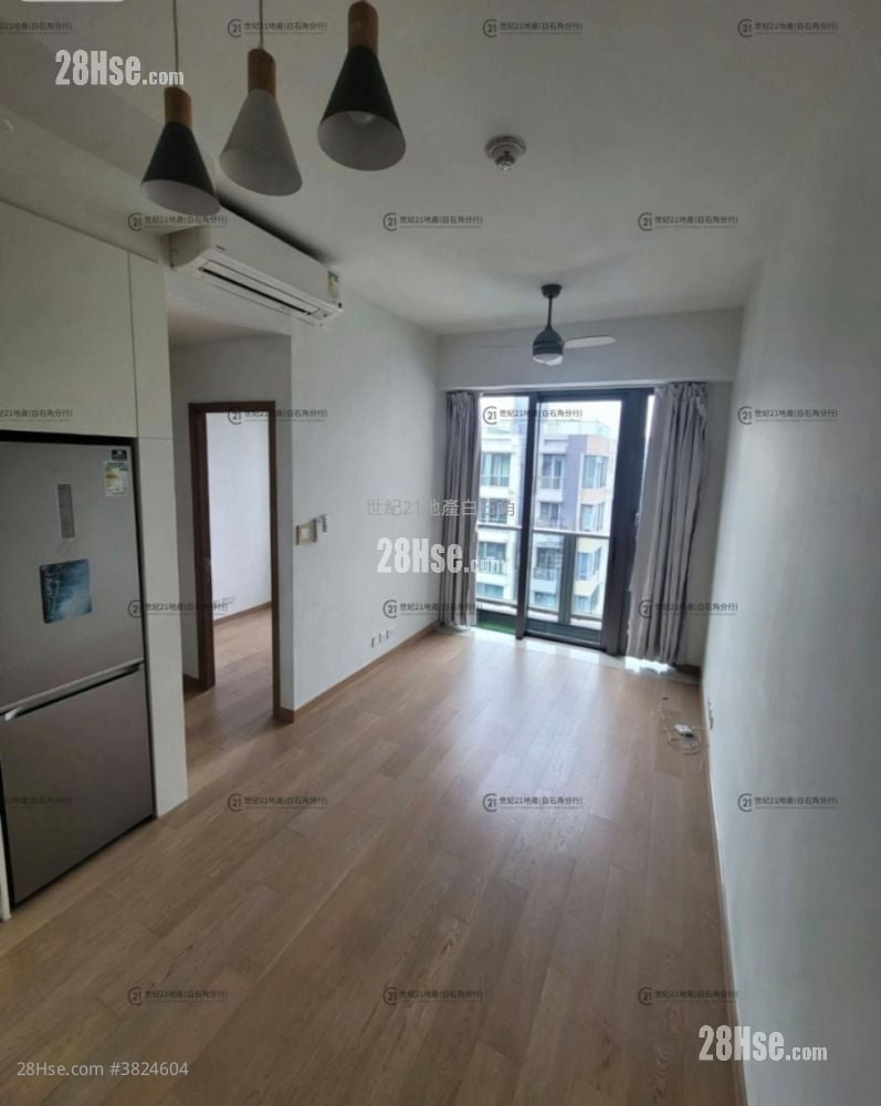 Solaria Rental 2 Bedrooms , 1 Bathroom 463 ft²