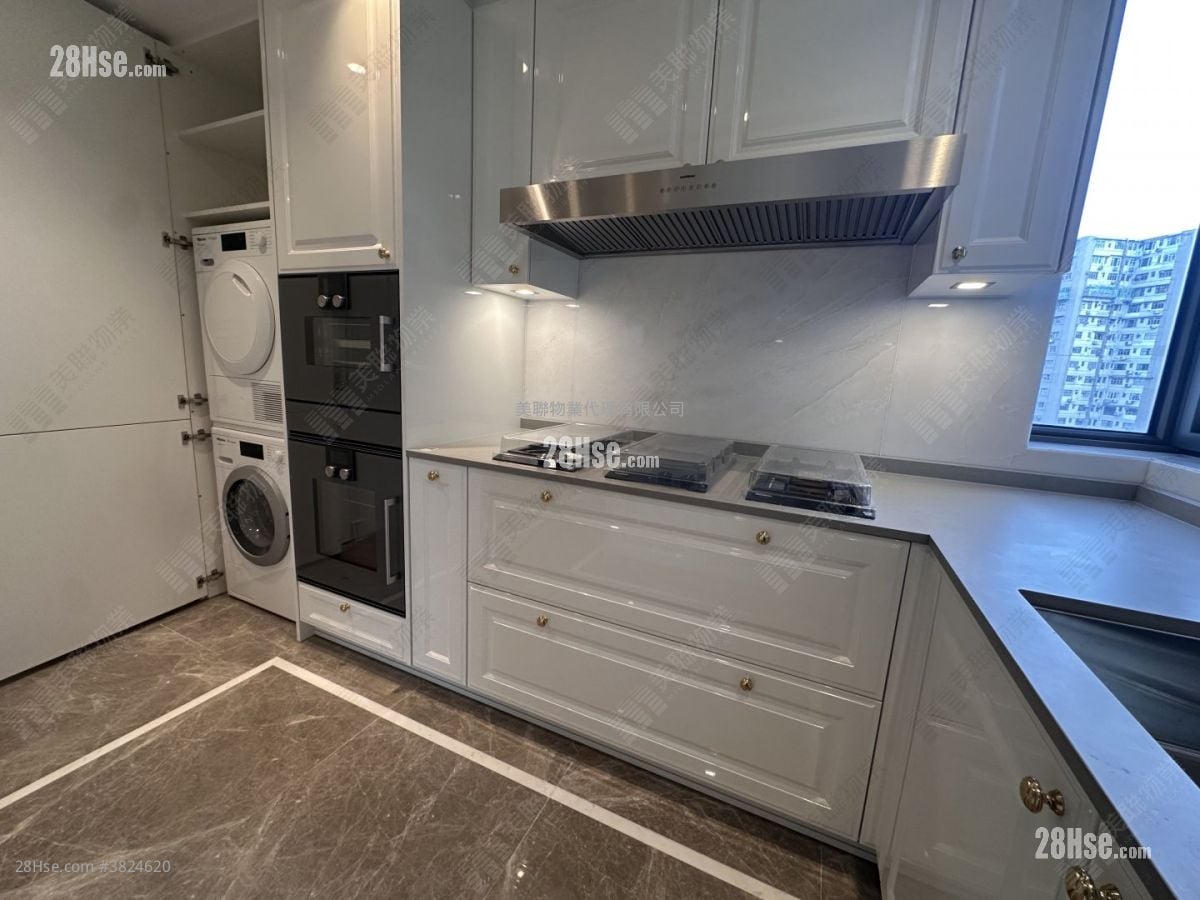 St. George's Mansions 租盘 3 房 , 3 浴室 1,724 平方尺