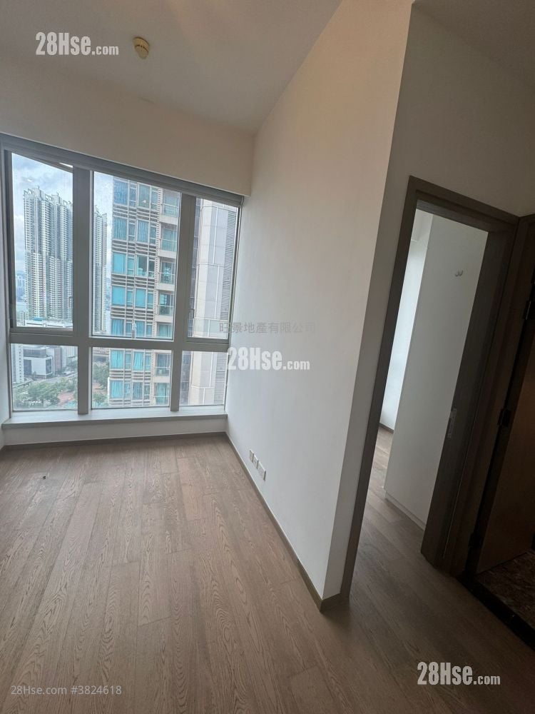 One Eighty Rental 2 Bedrooms 331 ft²