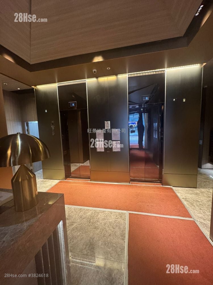 One Eighty Rental 2 Bedrooms 331 ft²