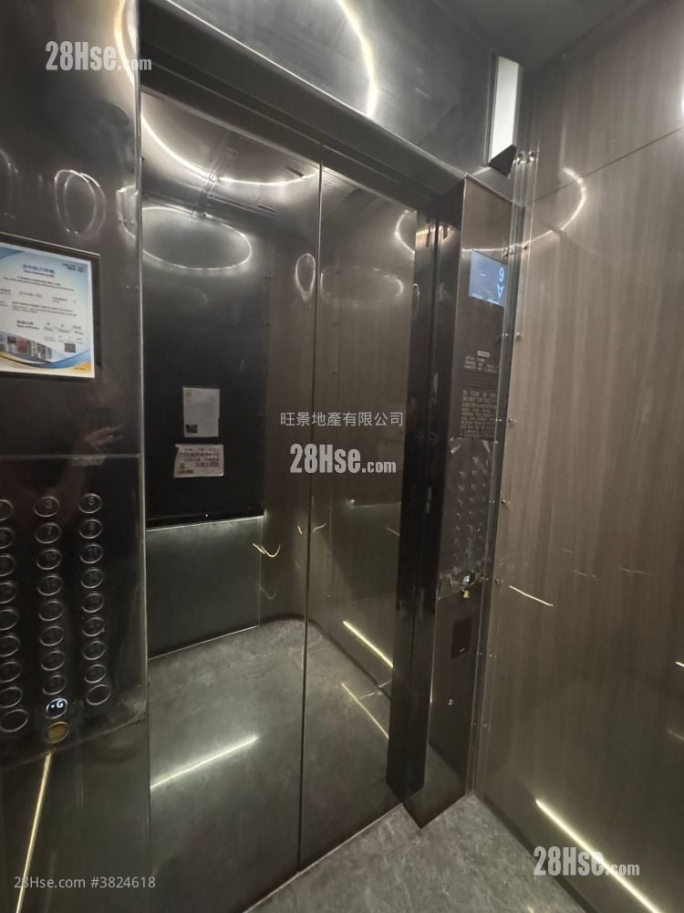 One Eighty Rental 2 Bedrooms 331 ft²