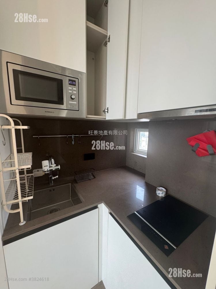 One Eighty Rental 2 Bedrooms 331 ft²