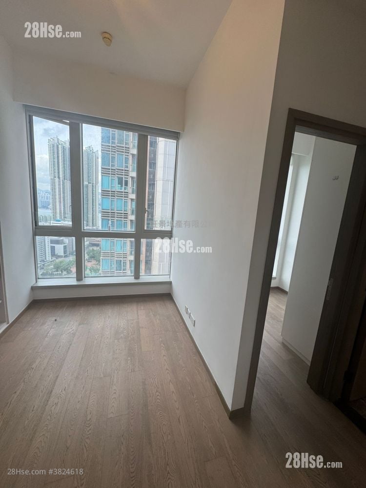 One Eighty Rental 2 Bedrooms 331 ft²