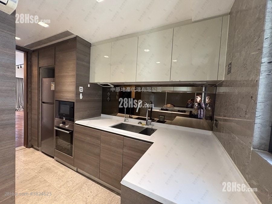 Parc Inverness Sell 2 Bedrooms , 2 Bathrooms 883 ft²