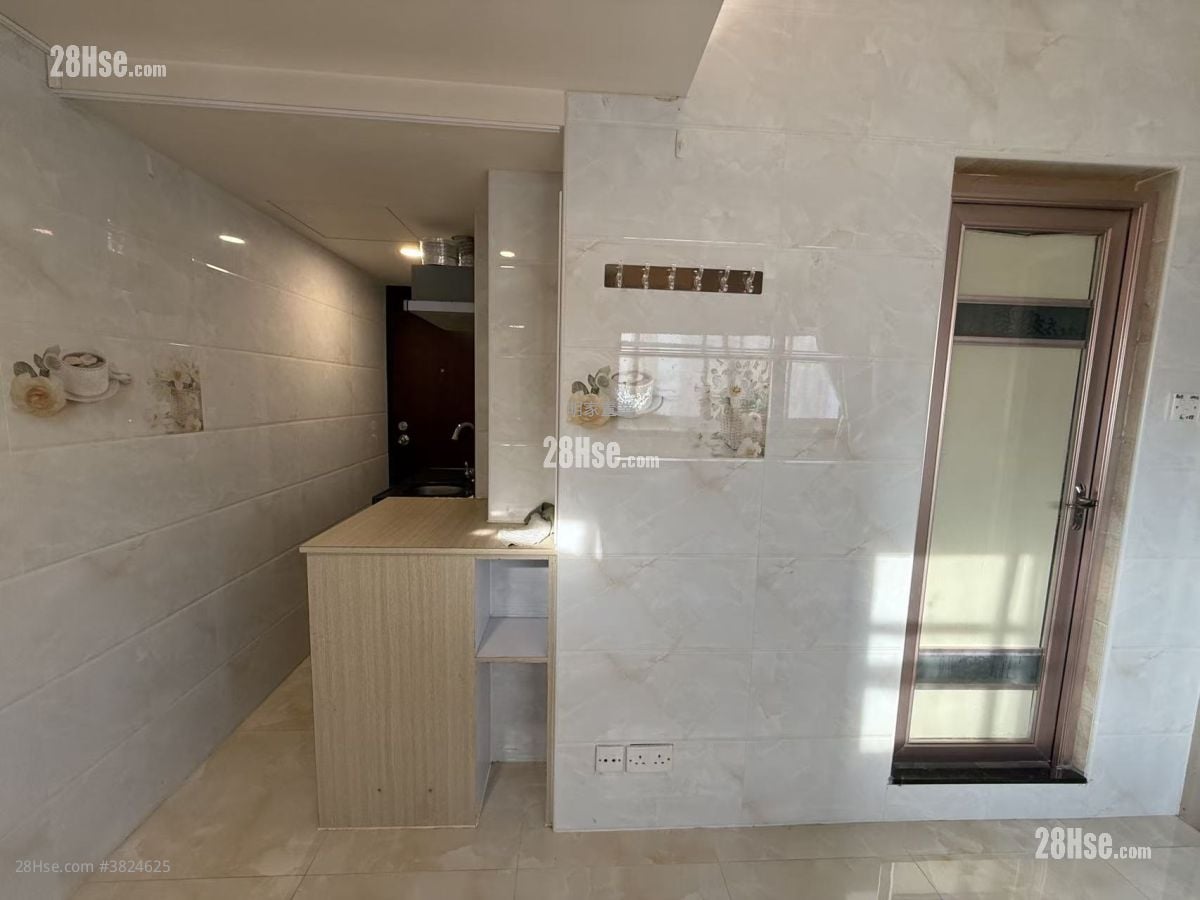 友和大樓 租盤 1 房 , 1 浴室 180 平方呎