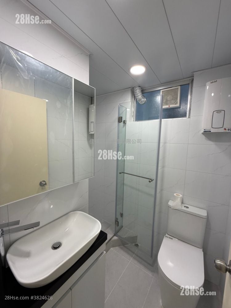 bathroom: Taikoo Shing Rental 3 Bedrooms , 2 Bathrooms 580 ft²
