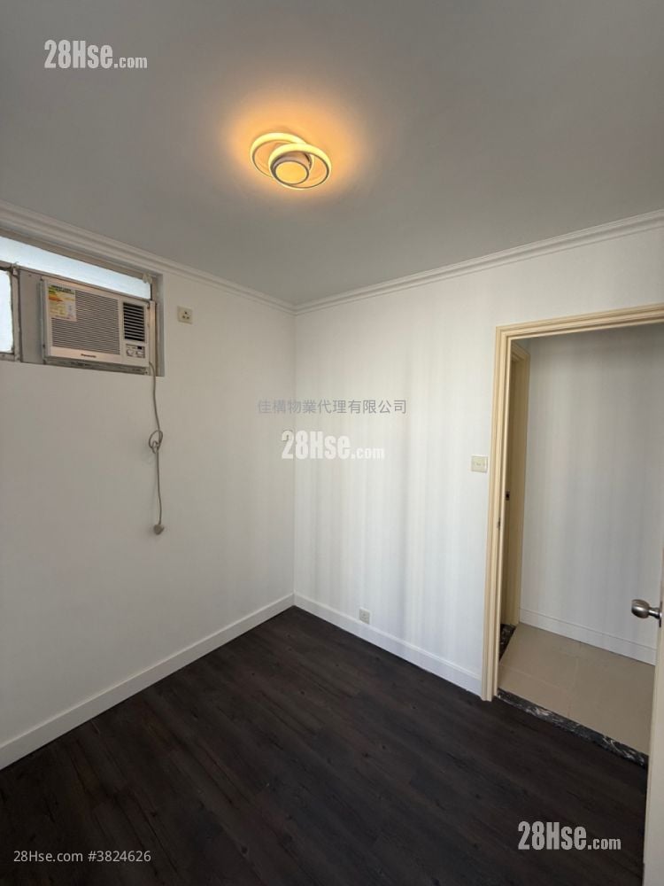 Taikoo Shing Rental 3 Bedrooms , 2 Bathrooms 580 ft²