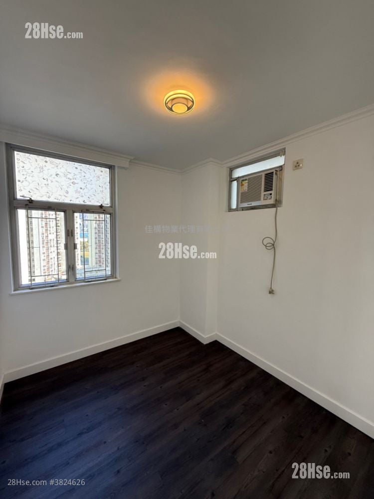 Taikoo Shing Rental 3 Bedrooms , 2 Bathrooms 580 ft²