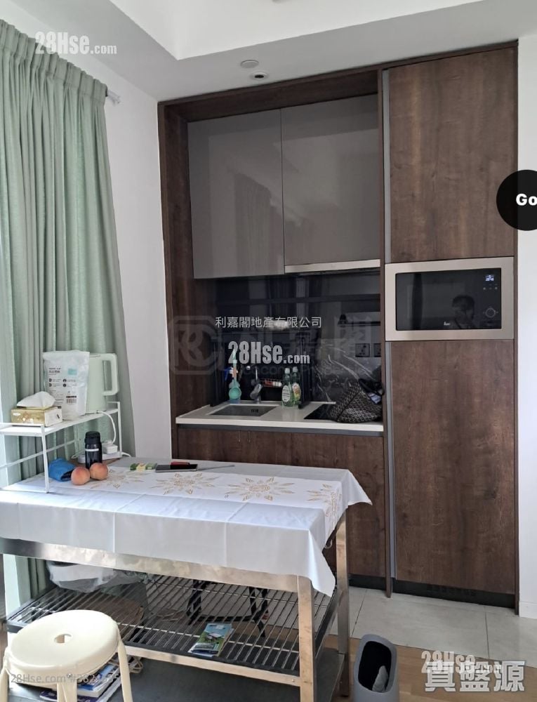 Hyde Park Sell Studio , 1 Bathroom 268 ft²