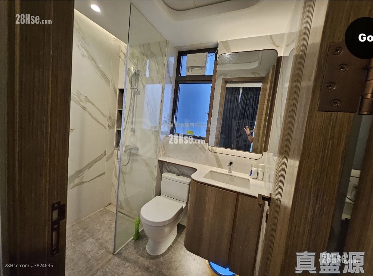 Hyde Park Sell Studio , 1 Bathroom 268 ft²