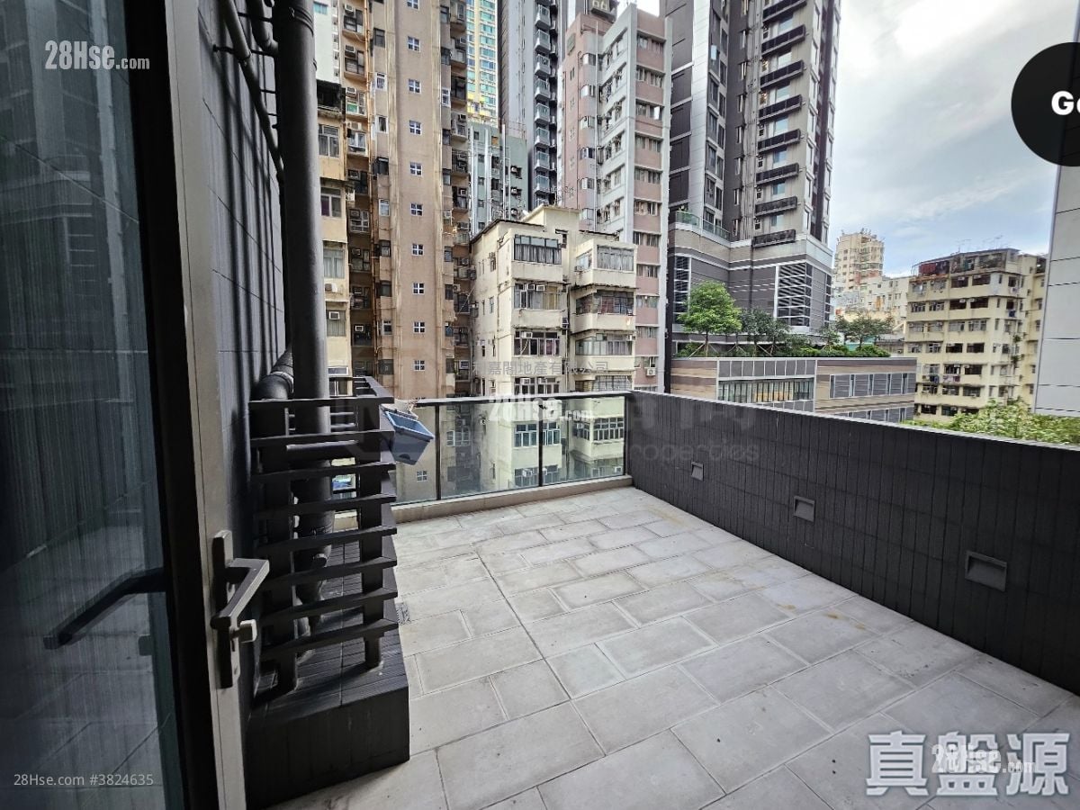 Hyde Park Sell Studio , 1 Bathroom 268 ft²