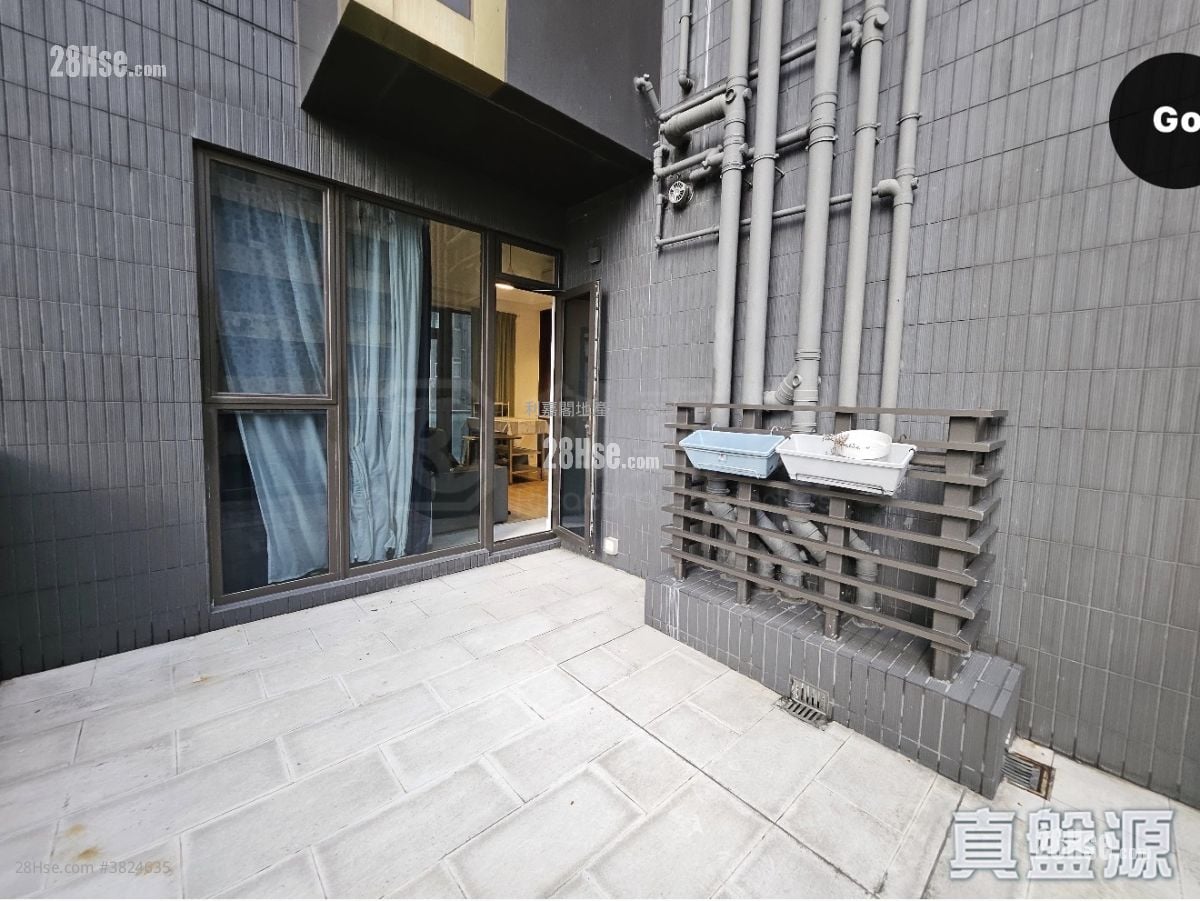 Hyde Park Sell Studio , 1 Bathroom 268 ft²