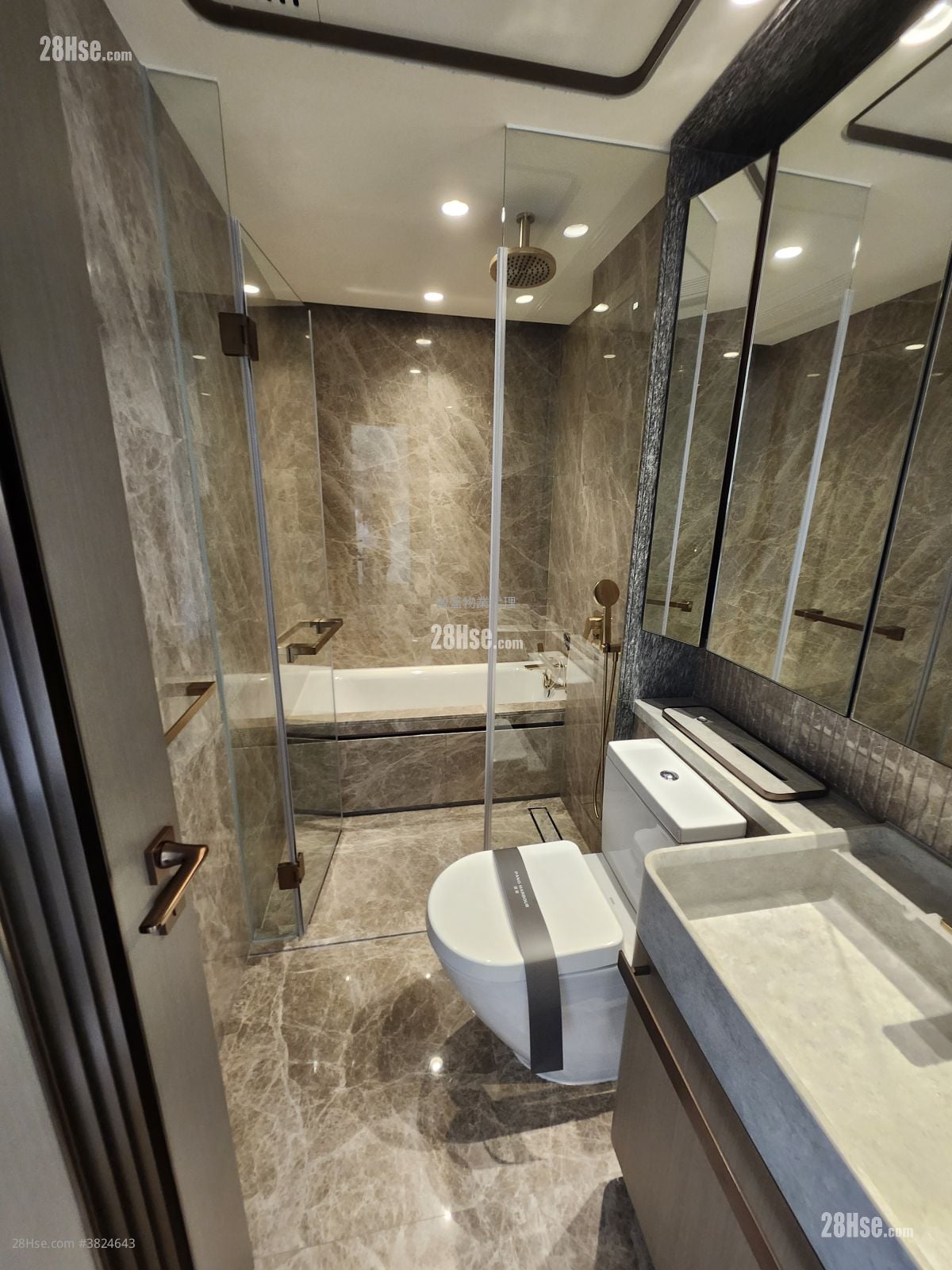 澐璟 租盤 4 房 , 3 浴室 1,185 平方呎