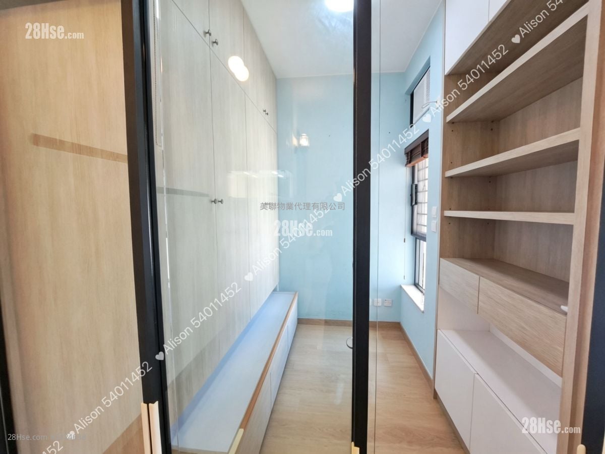 H Cube Sell 2 Bedrooms , 1 Bathroom 395 ft²