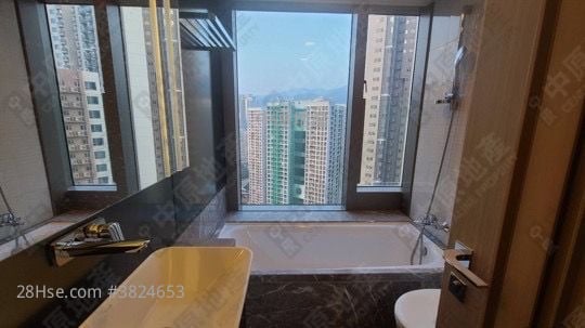 海之恋 售盘 3 房 777 平方尺