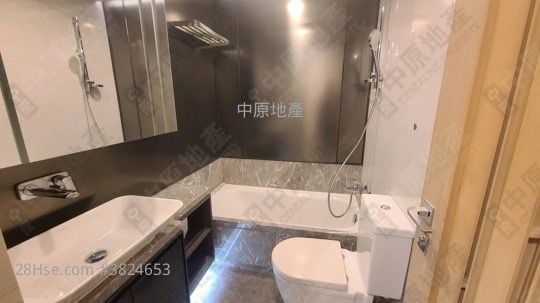 海之恋 售盘 3 房 777 平方尺