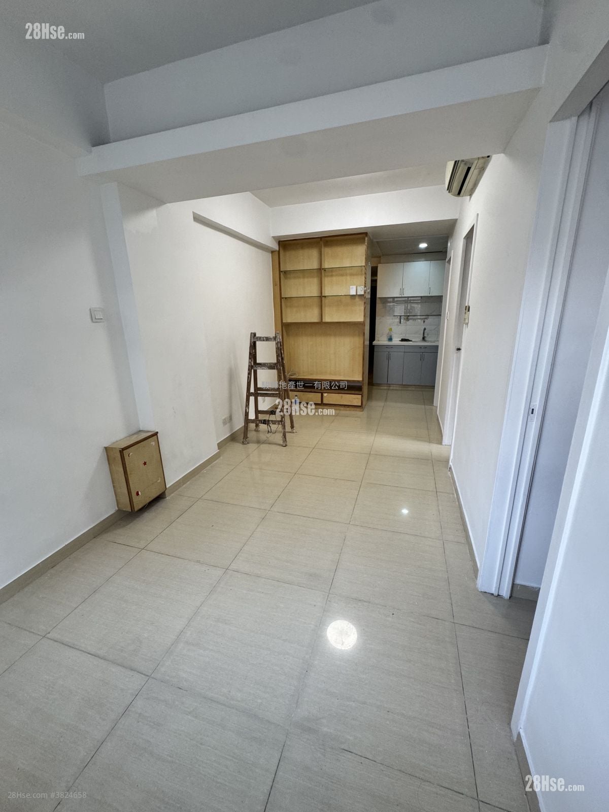 Eastland Towers Rental 3 Bedrooms , 1 Bathroom 407 ft²