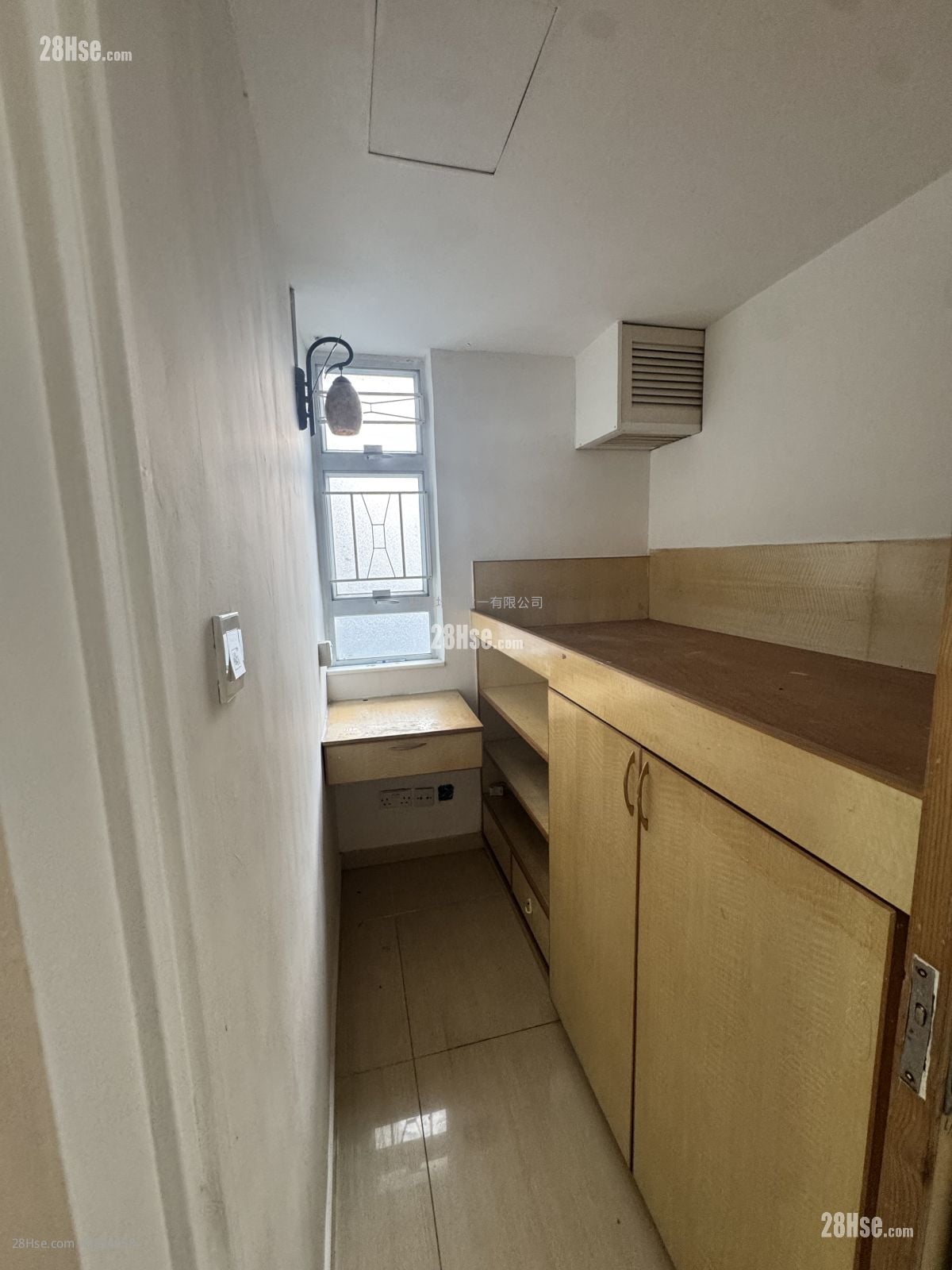 Eastland Towers Rental 3 Bedrooms , 1 Bathroom 407 ft²