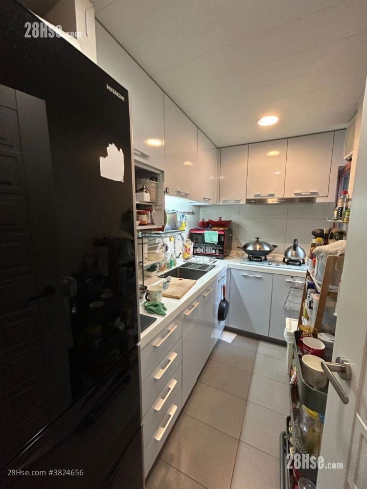 Greenpark Villa Sell 3 Bedrooms , 2 Bathrooms 716 ft²