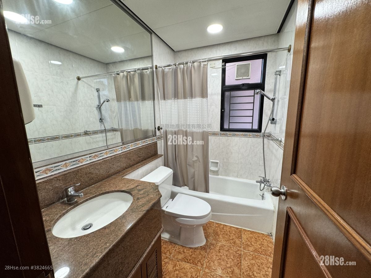 bathroom: 主人房浴室