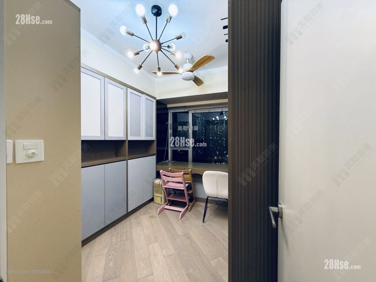 Lake Silver Sell 4 Bedrooms , 3 Bathrooms 1,564 ft²