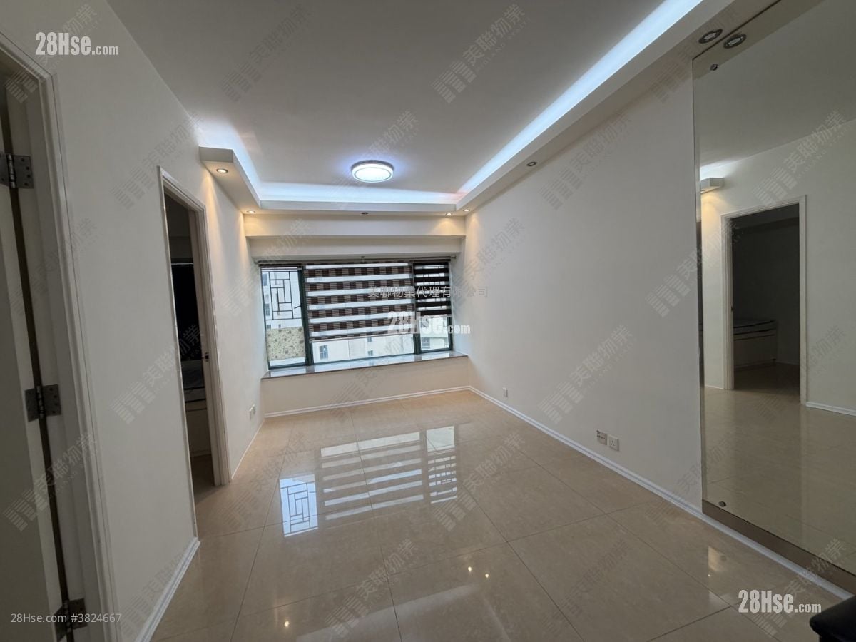 Rambler Crest Sell 2 Bedrooms , 1 Bathroom 451 ft²