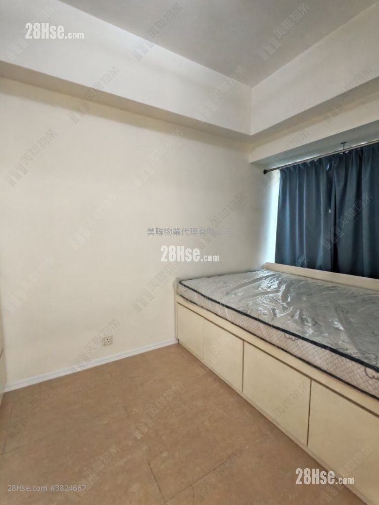 Rambler Crest Sell 2 Bedrooms , 1 Bathroom 451 ft²